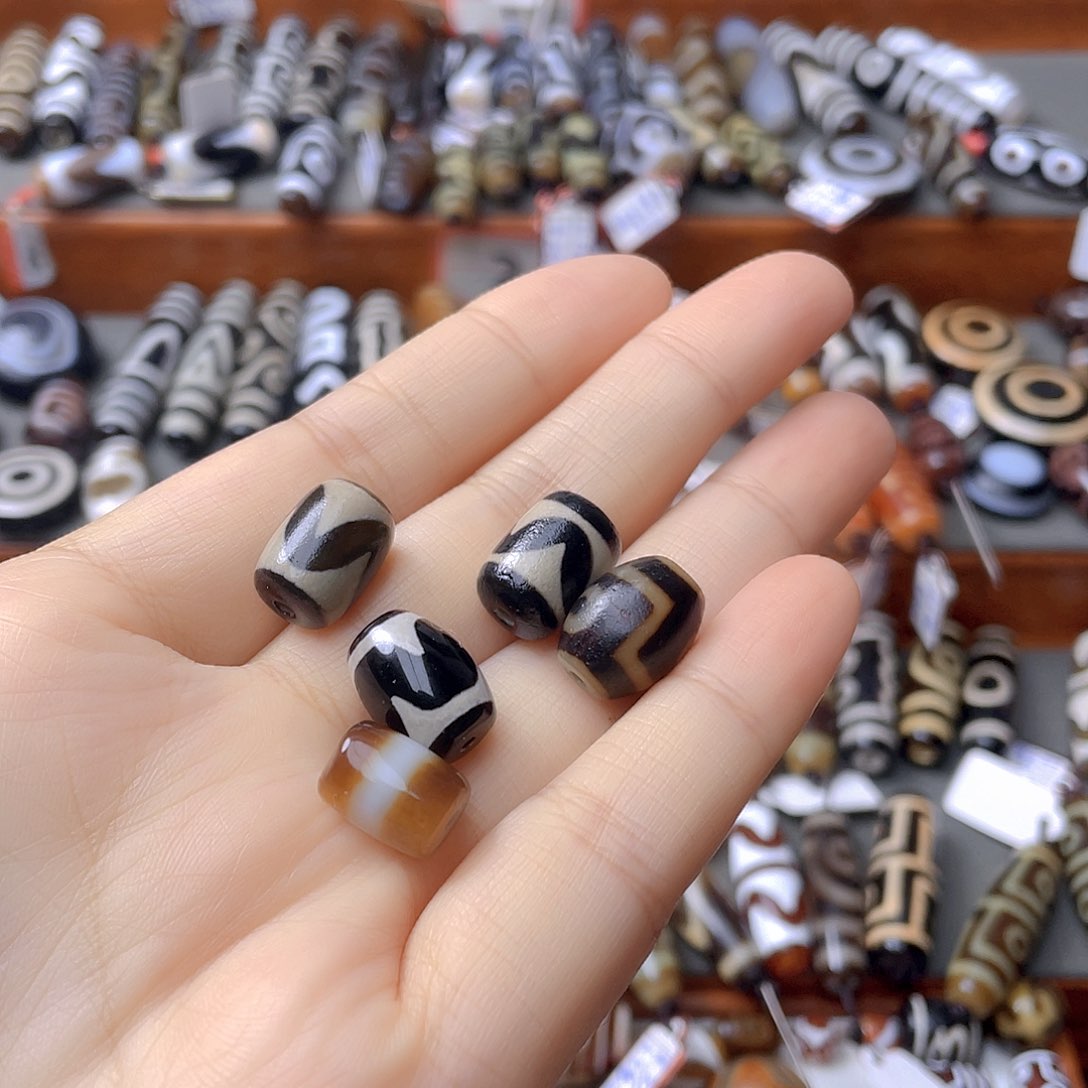 未镶嵌颈饰玛瑙/玉髓