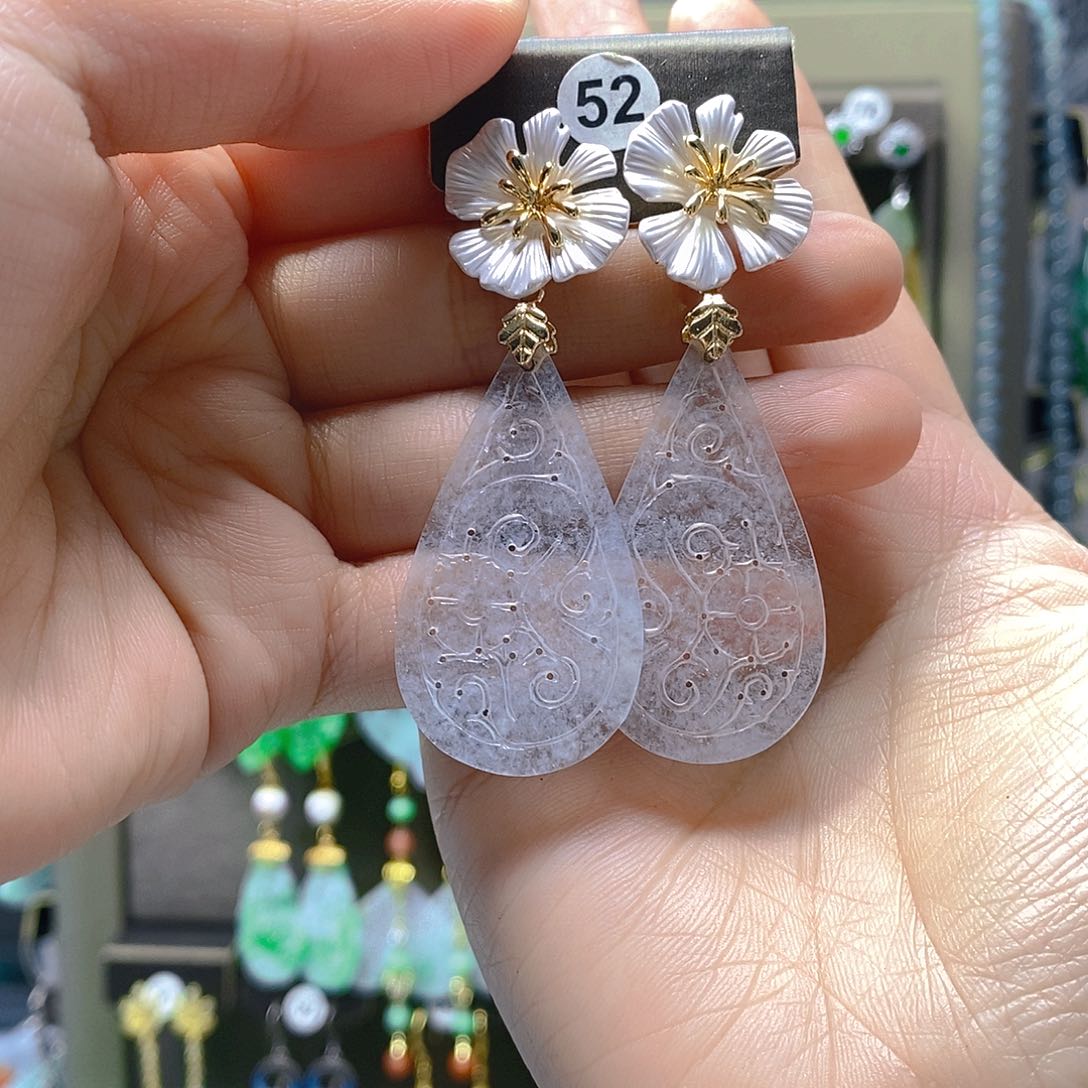 未镶嵌翡翠耳饰翡翠