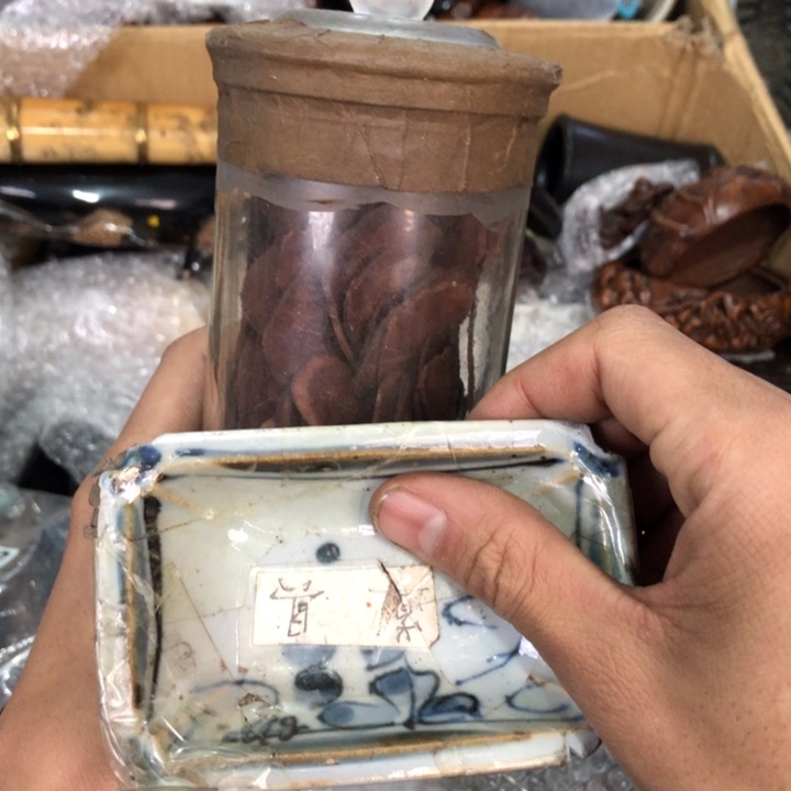 陶瓷孤品单件车里拍