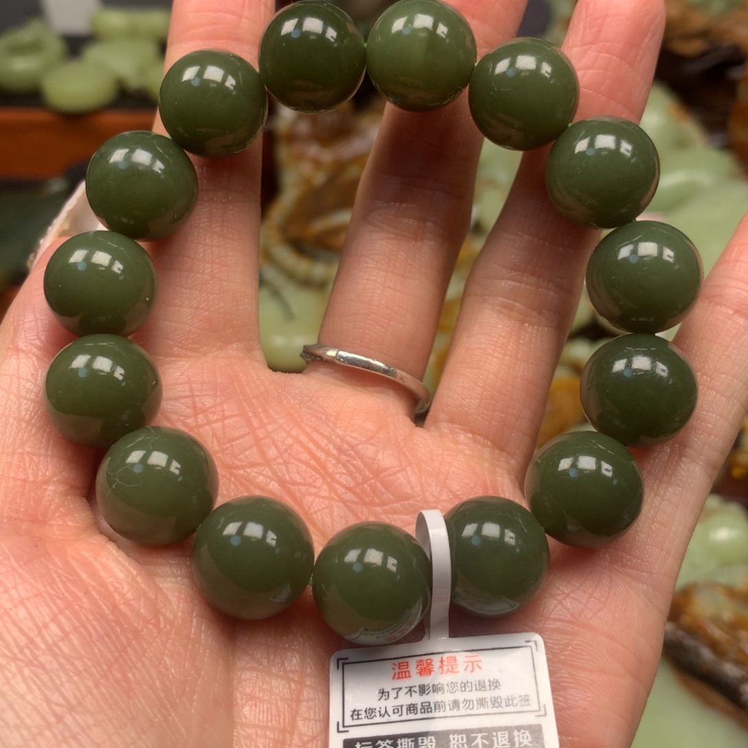 和田玉未镶嵌手串