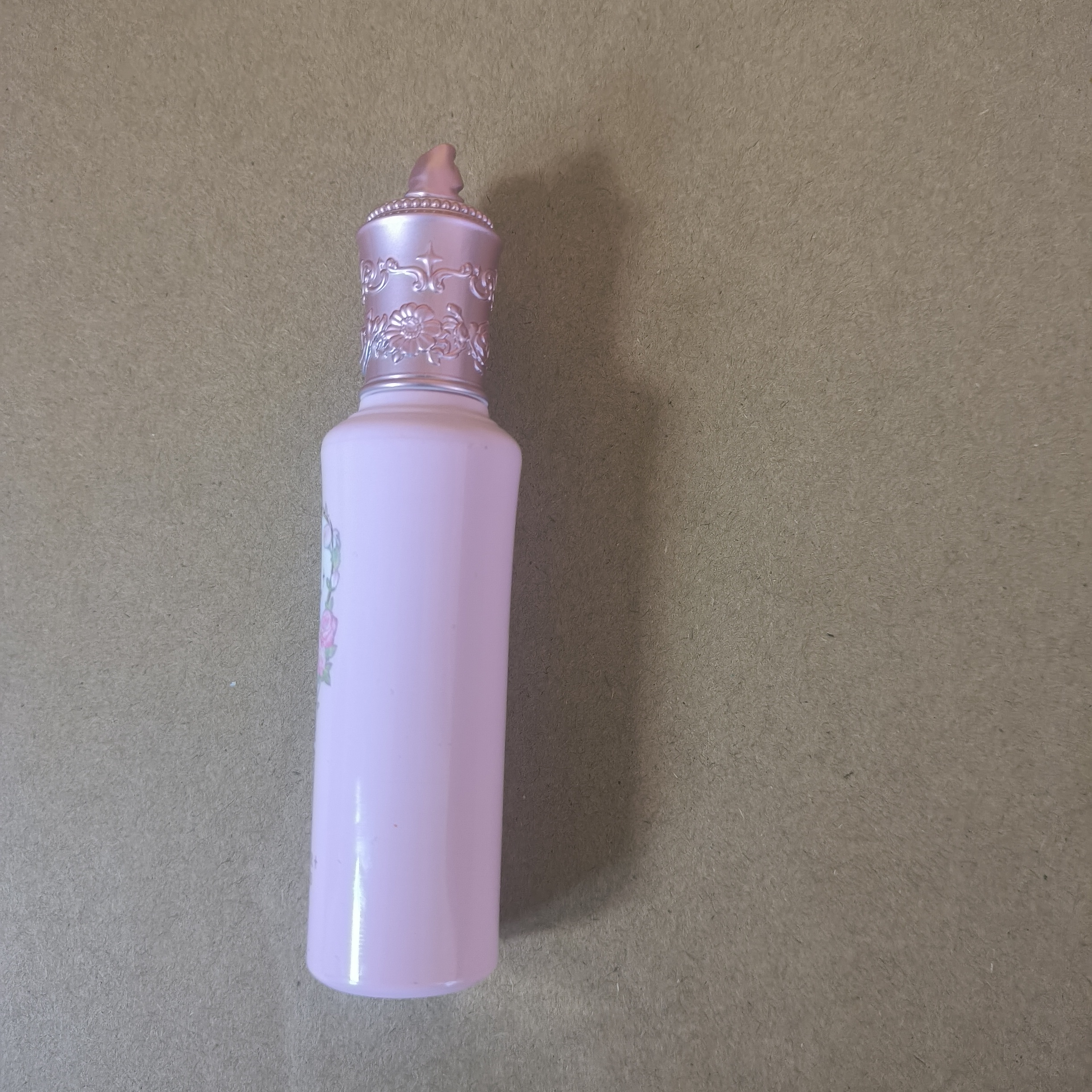 花仲夏夜提亮遮瑕液