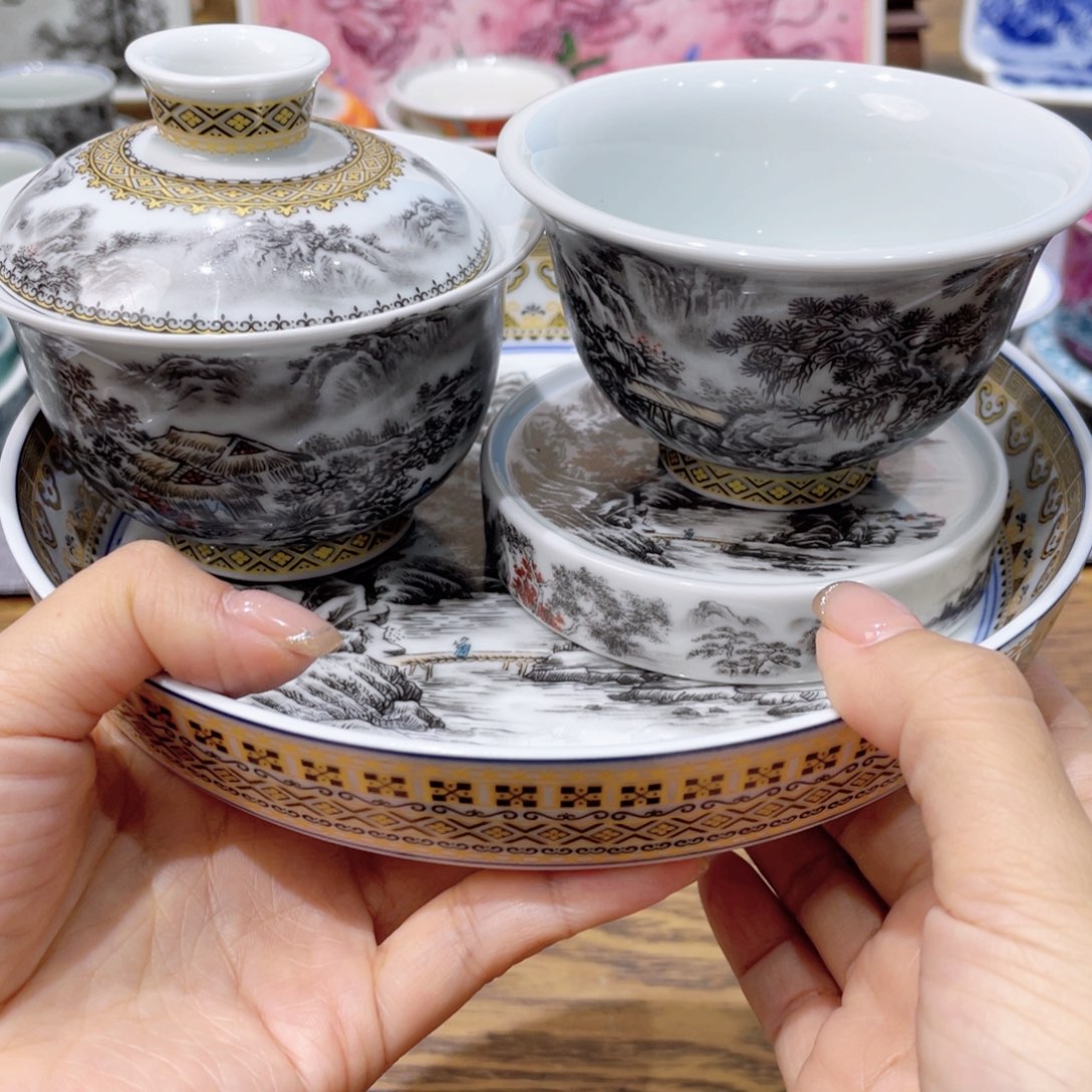 景德镇陶瓷工厂福利价