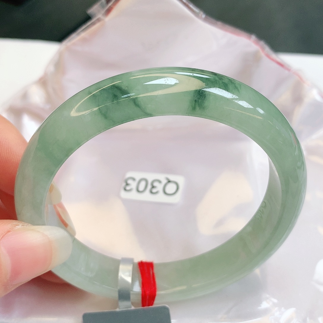 【闪购商品】翡翠手镯未镶嵌缅甸天然a货翡翠