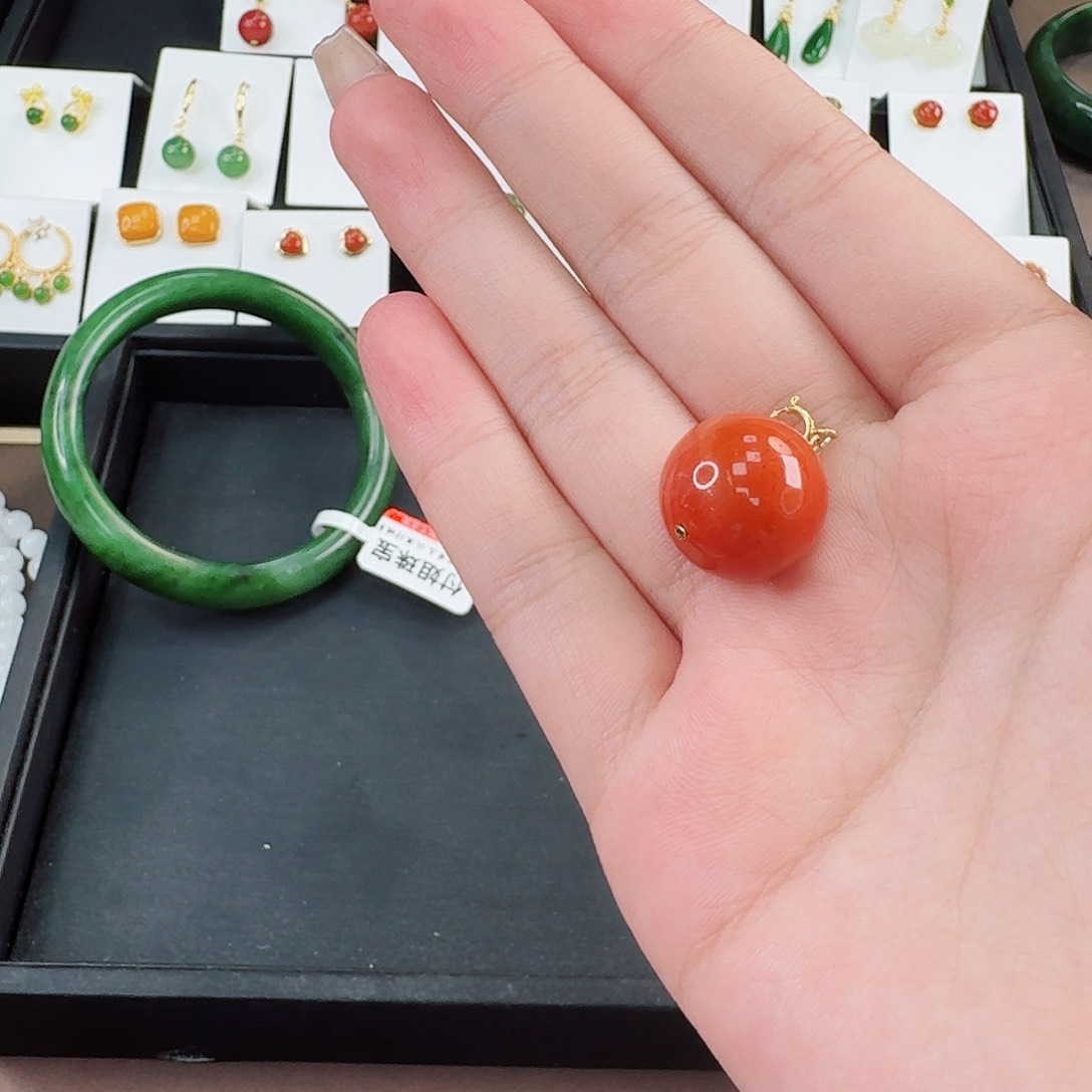 南红玛瑙未镶嵌颈饰牛血单珠卡15