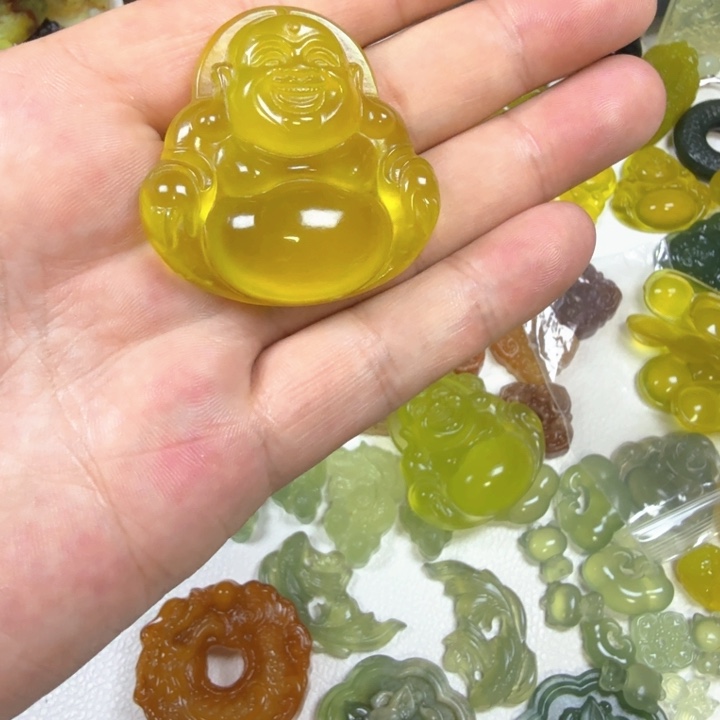 蛇纹石玉未镶嵌颈饰君*