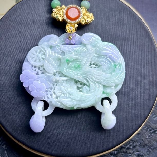天然缅甸翡翠如意锁牌吊坠凤凰雕刻拉环