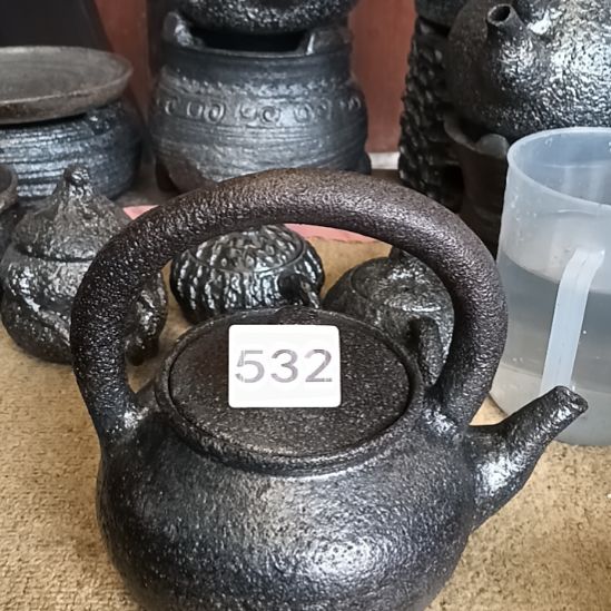 和***雅荥经黑砂茶具提梁壶