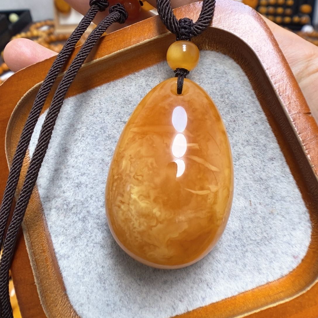 蜜蜡颈饰未镶嵌蜜蜡