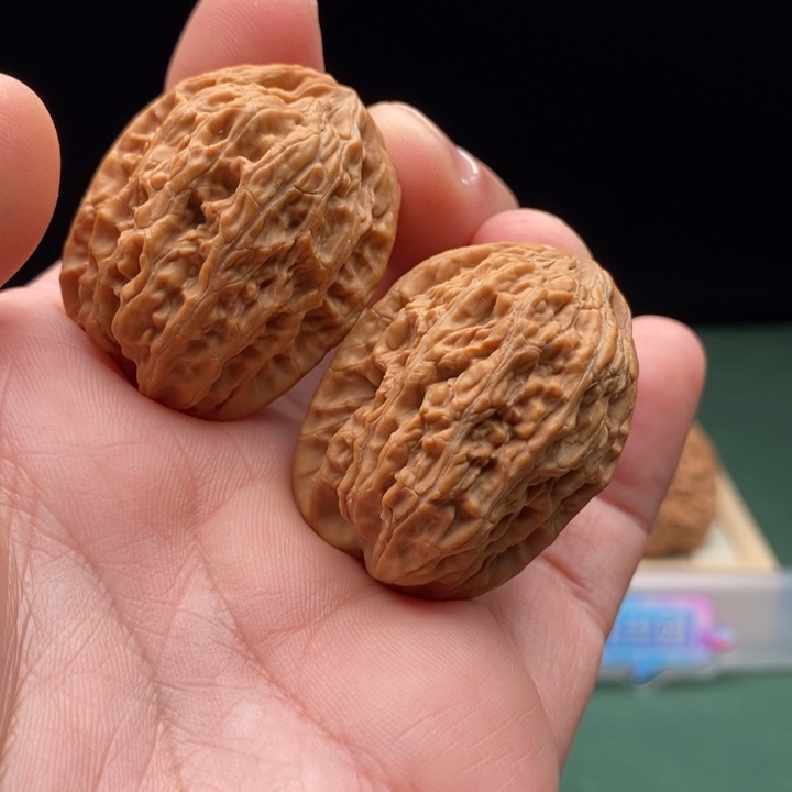 文玩核桃把件31尺全品鸭蛋虎头