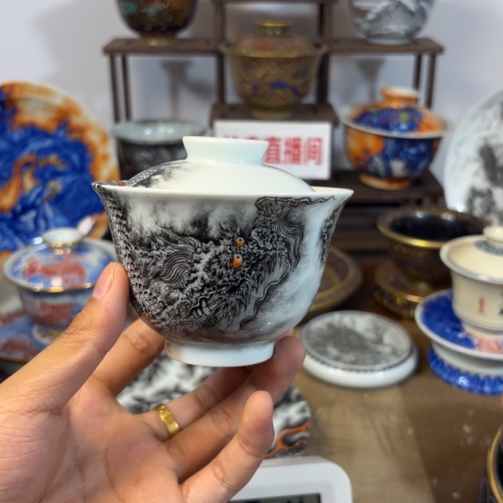 低***…景德镇手工手绘陶瓷