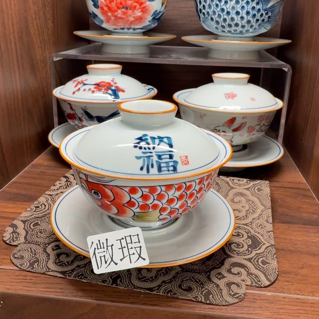 釉下手绘茶具微瑕