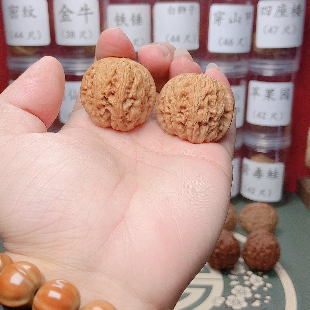 文玩核桃把件貅*元宝