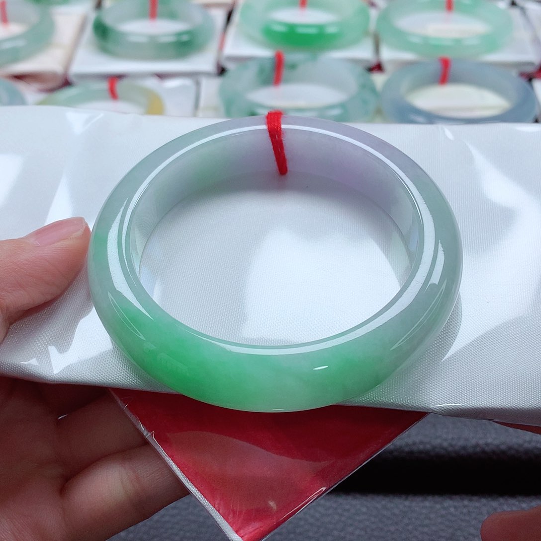 翡翠手镯未镶嵌天然a货翡翠57
