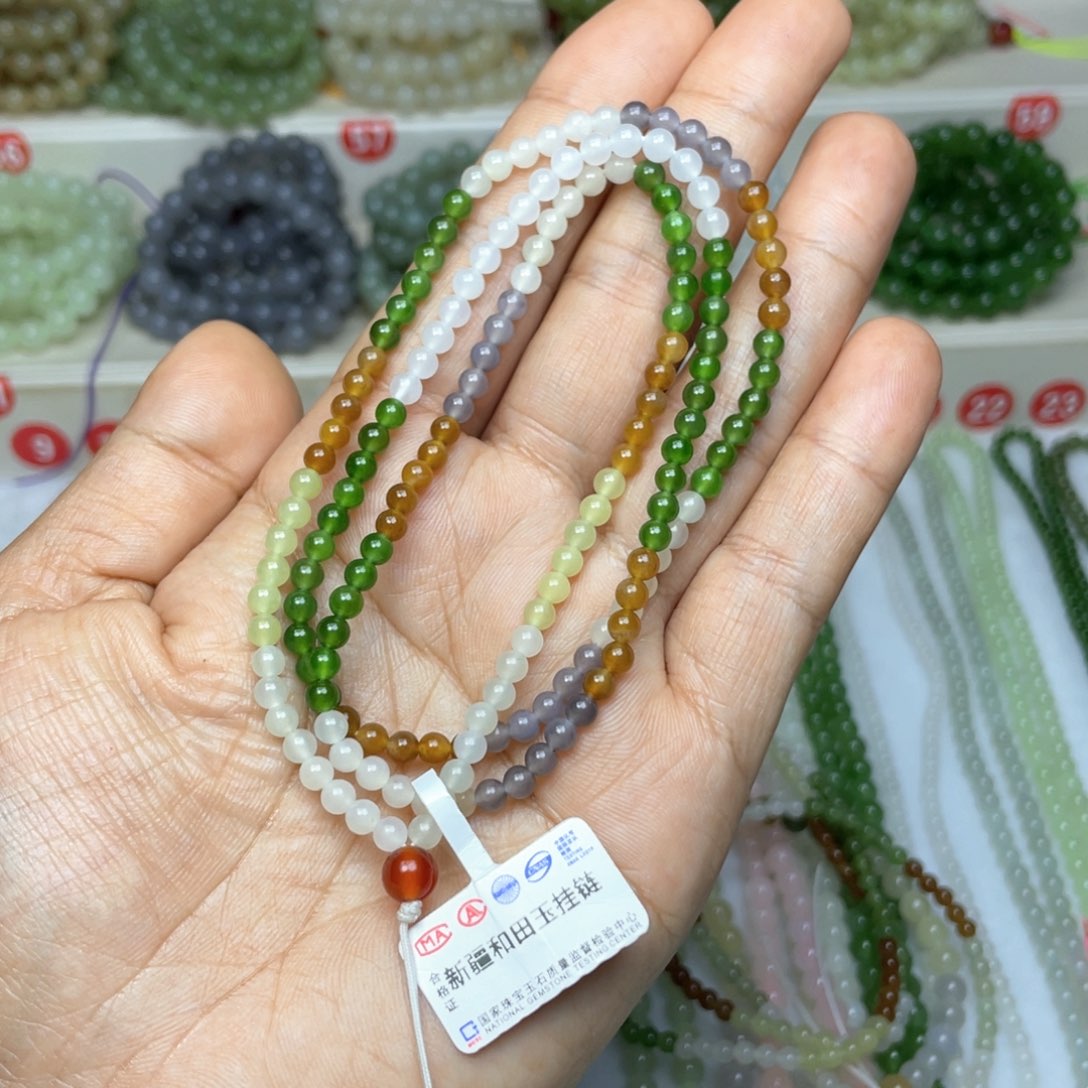 和田玉颈饰未镶嵌如*4mm