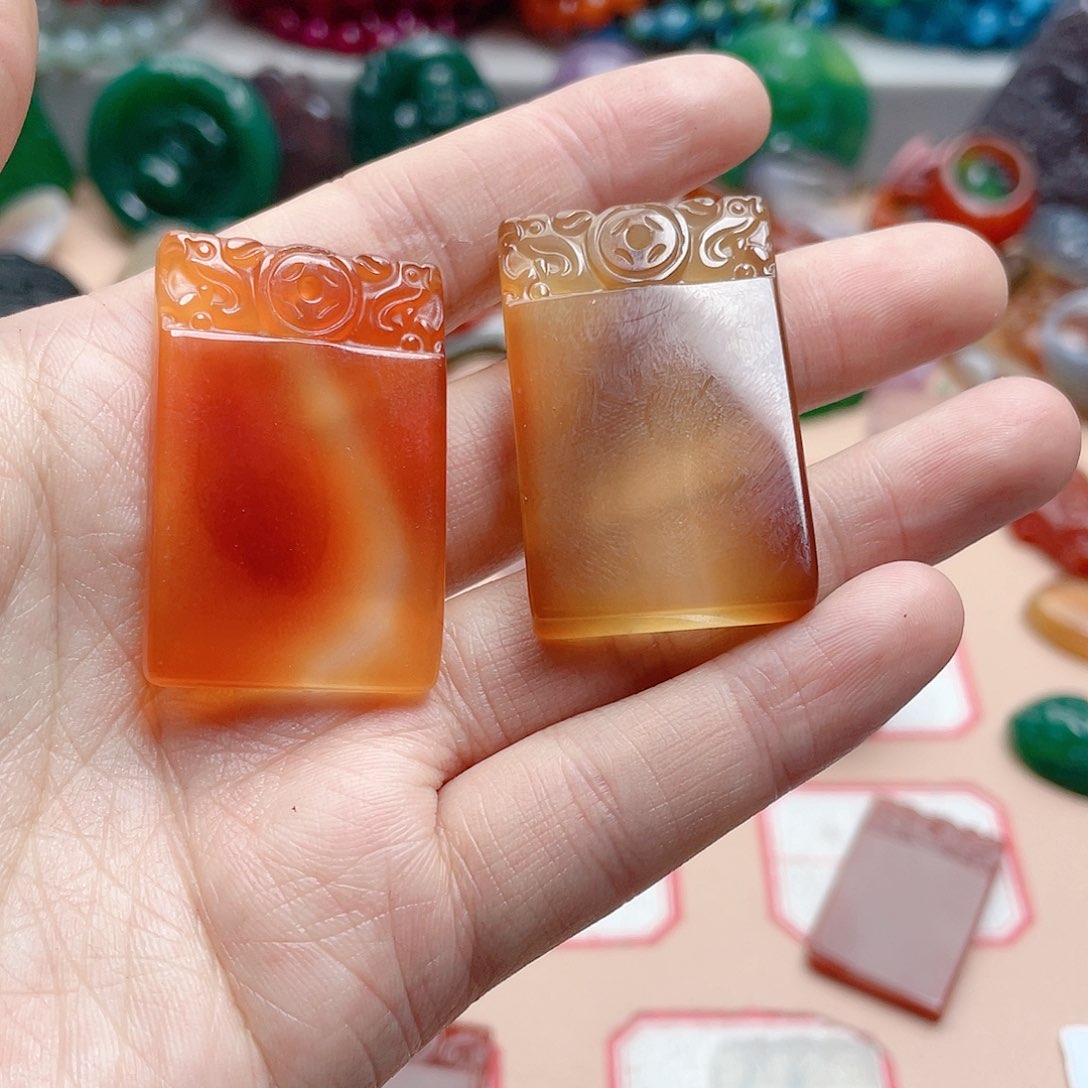 玛瑙/玉髓颈饰合金福*财