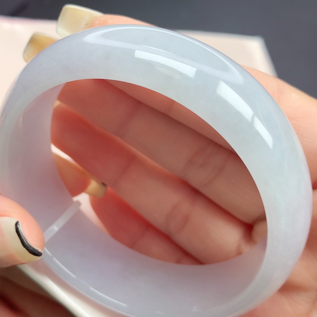 翡翠手镯未镶嵌57-58圈口