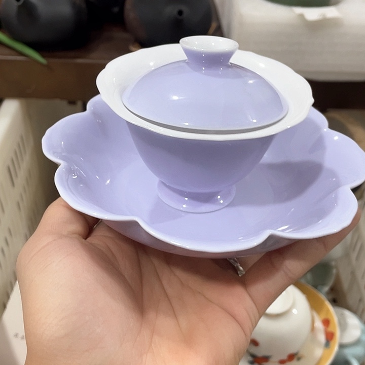 陶瓷茶具全部清清完回家过年