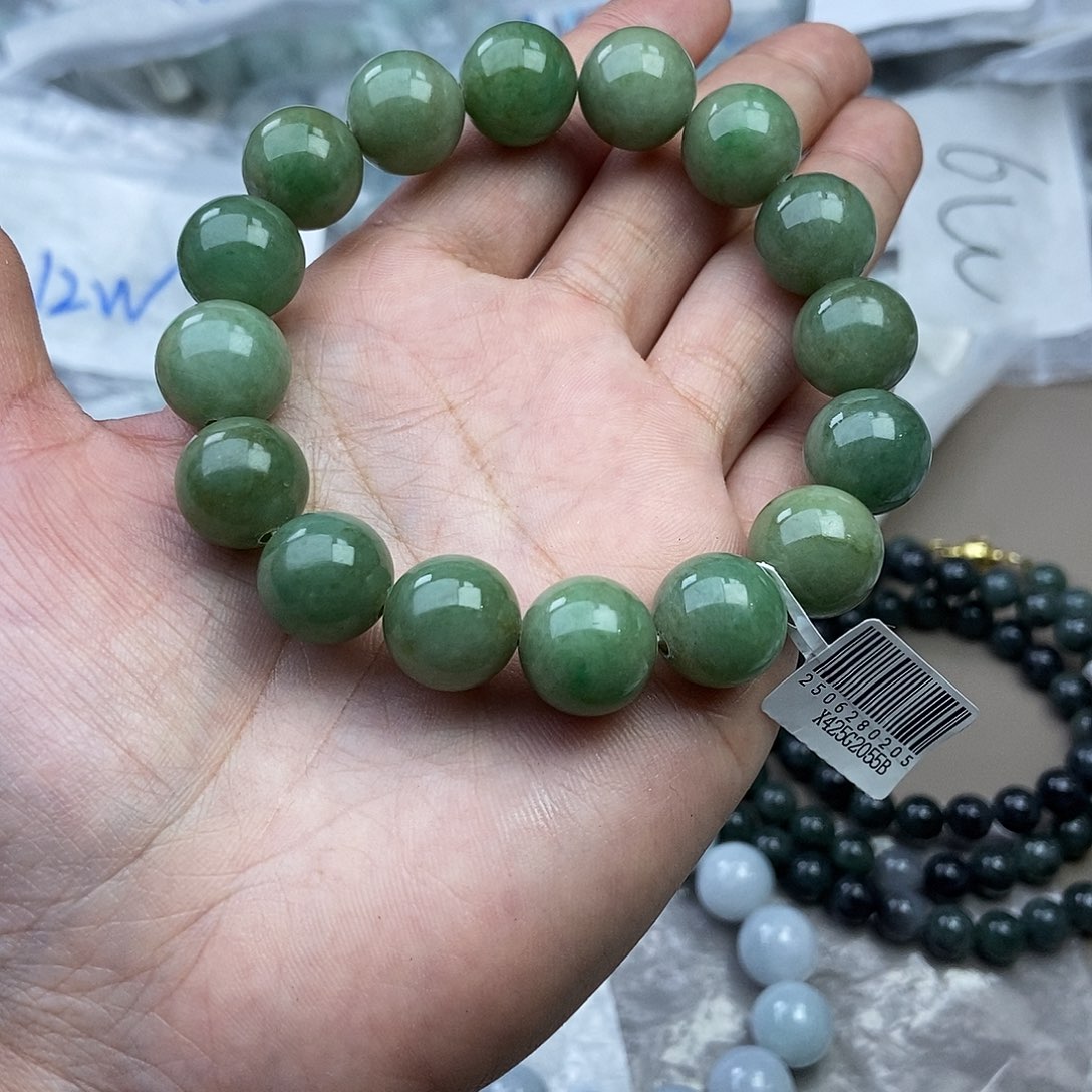定制翡翠未镶嵌翡翠翡翠
