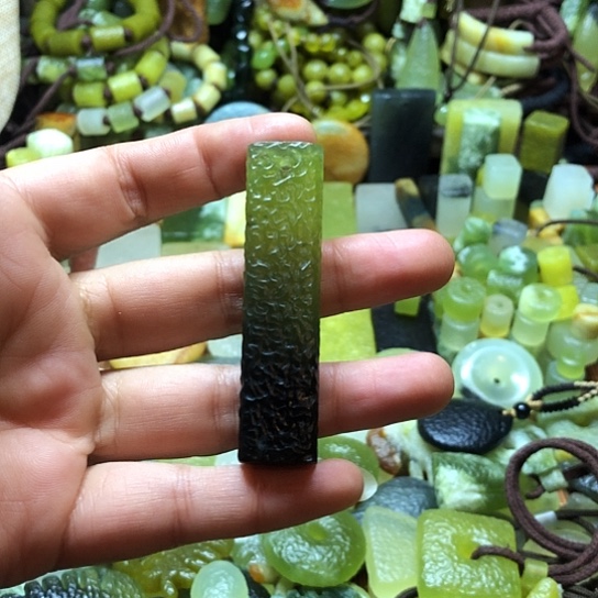 未镶嵌岫玉吊坠A****亲