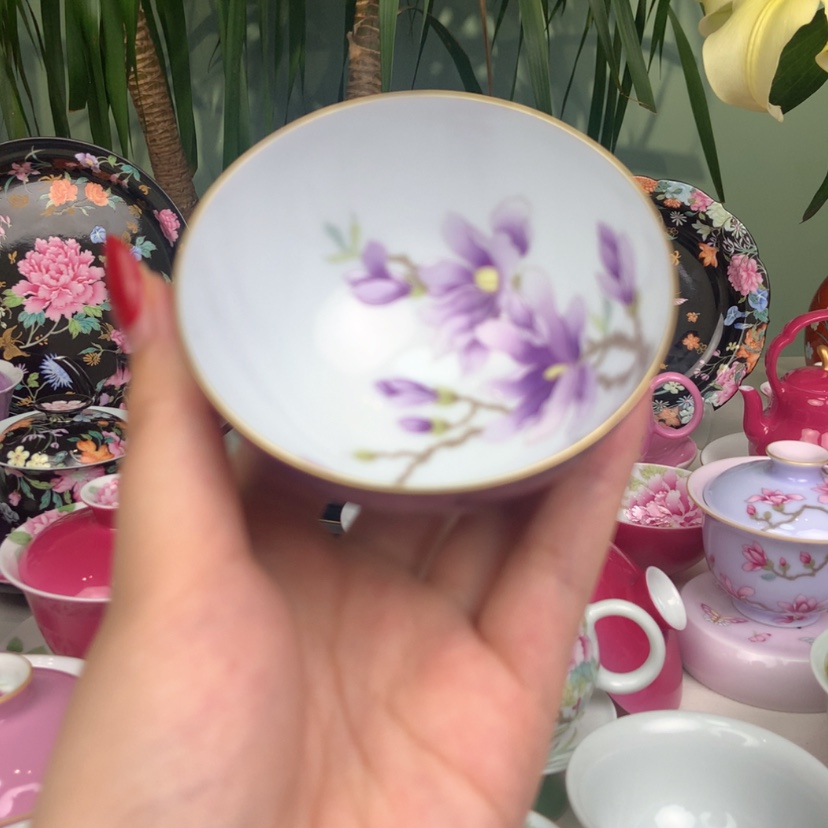 【闪购商品】?***茄皮紫内绘玉兰主人杯