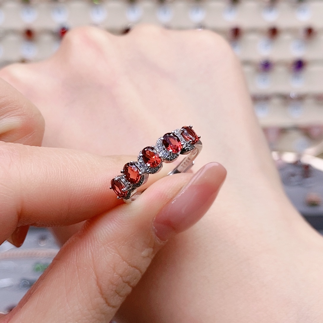 石榴石戒指银S925镶嵌戒指