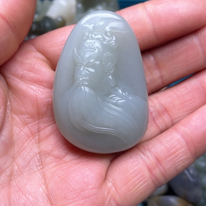 和田玉（糖玉）颈饰未镶嵌