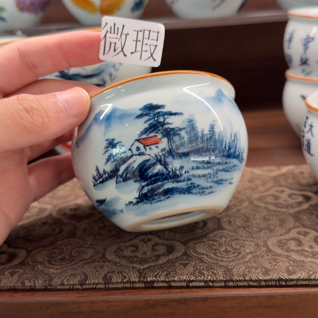 釉下手绘茶具微瑕