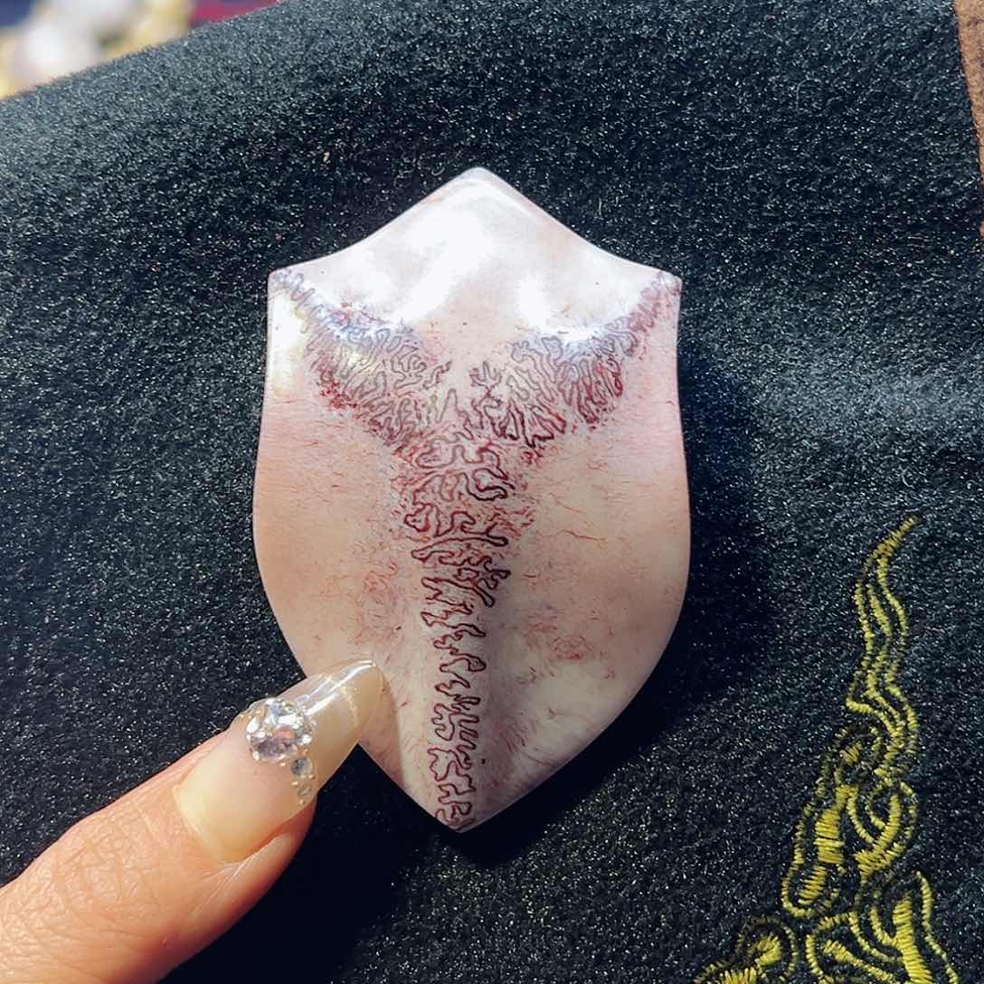 鹿骨吊坠鹿骨材质