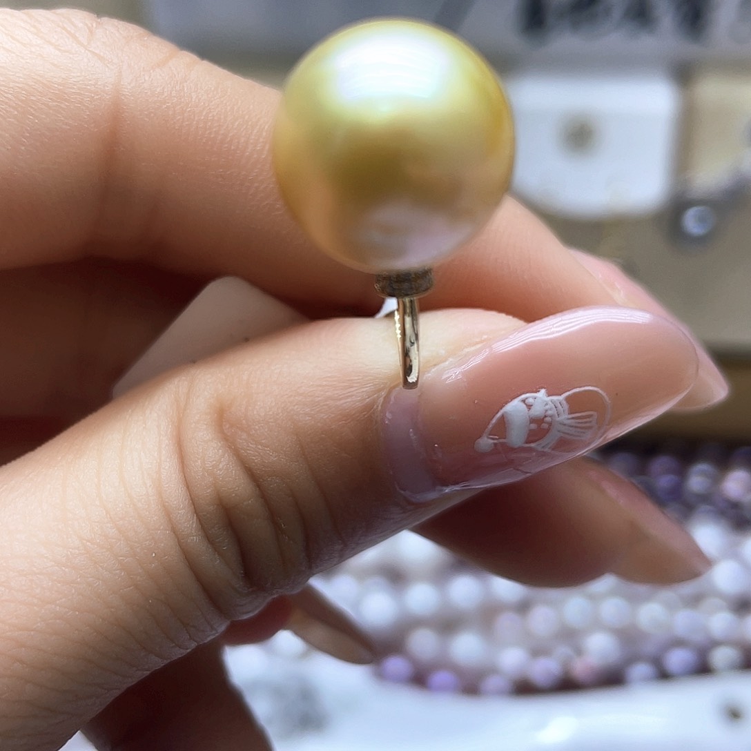 海水珍珠戒指18K金镶嵌