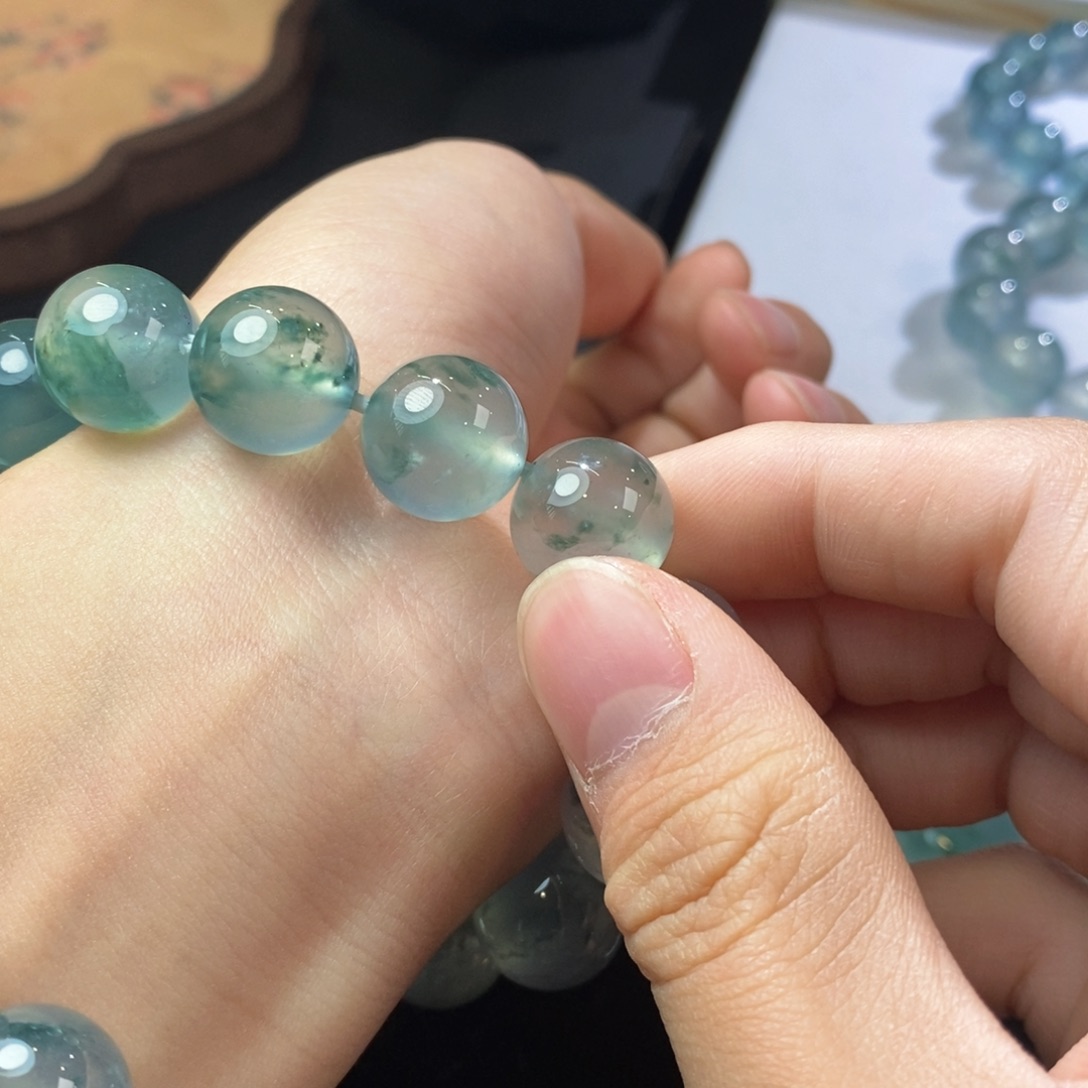 海***鱼定制翡翠未镶嵌翡翠手串