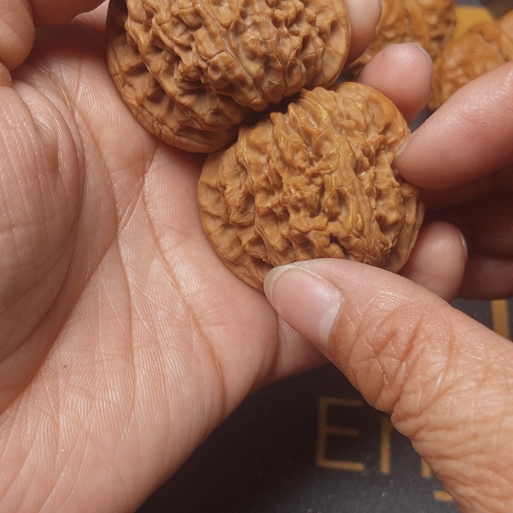 文玩核桃吊坠文玩49