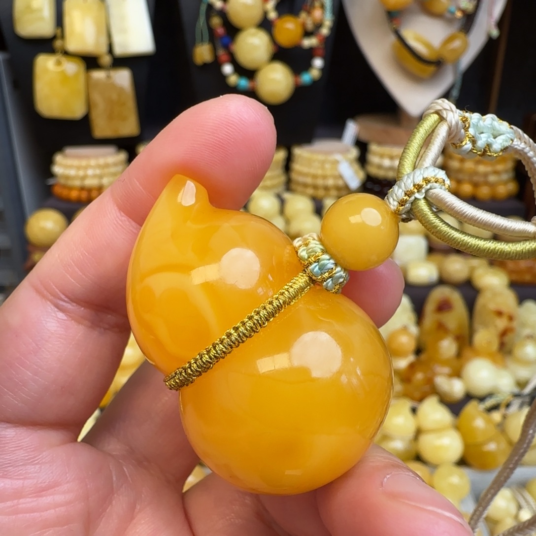 琥珀未镶嵌套链天然焦皮料蜜蜡葫芦吊坠
