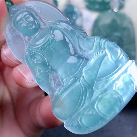 【闪购商品】翡翠颈饰未镶嵌天然翡翠