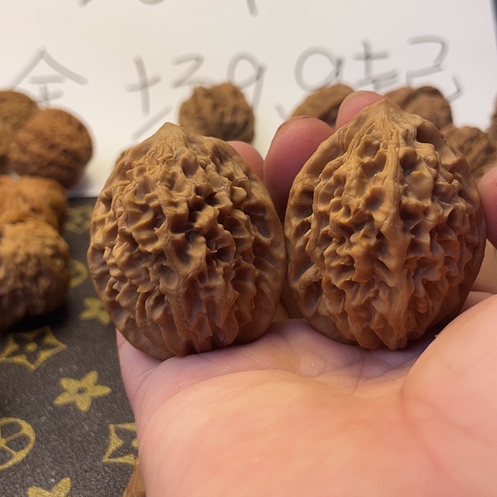文玩核桃吊坠耗子