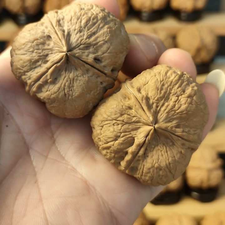 文玩核桃把件41密石三棱