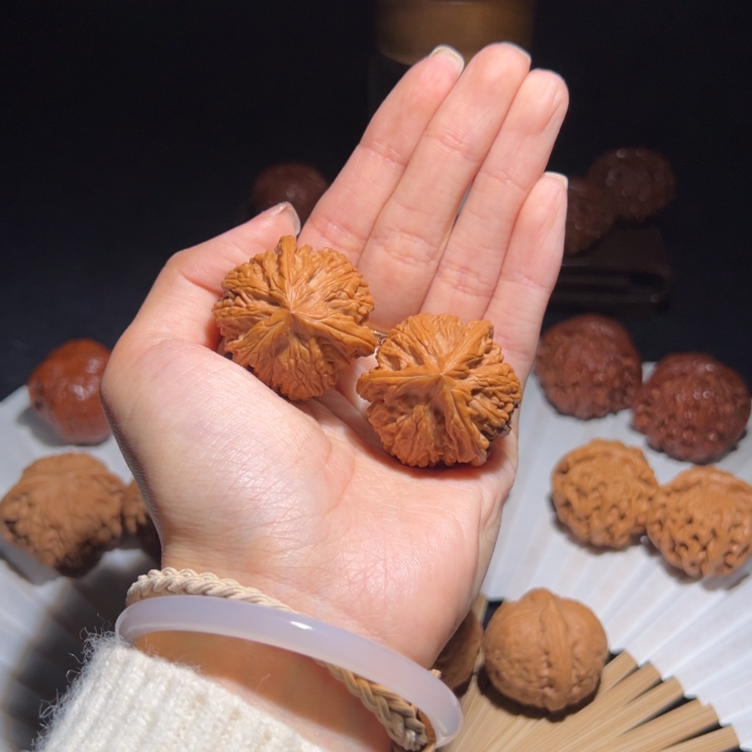 用***2文玩核桃吊坠35文山