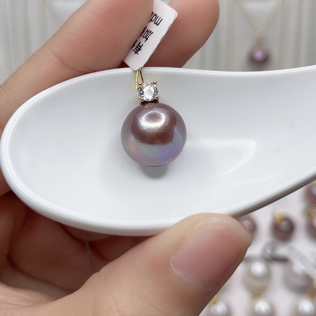 淡水珍珠吊坠(赠链)未镶嵌