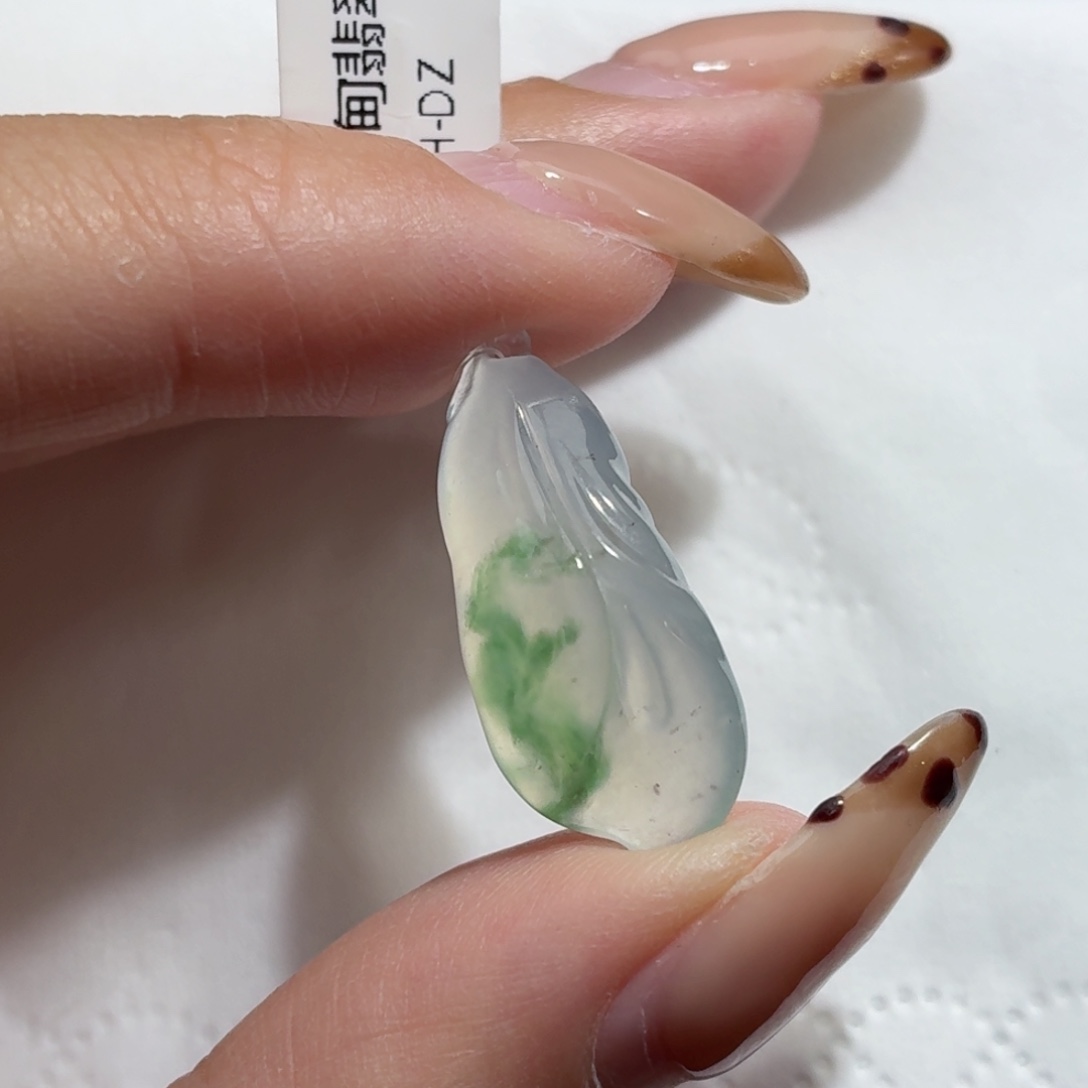 翡翠未镶嵌吊坠(不含链)玉兰花