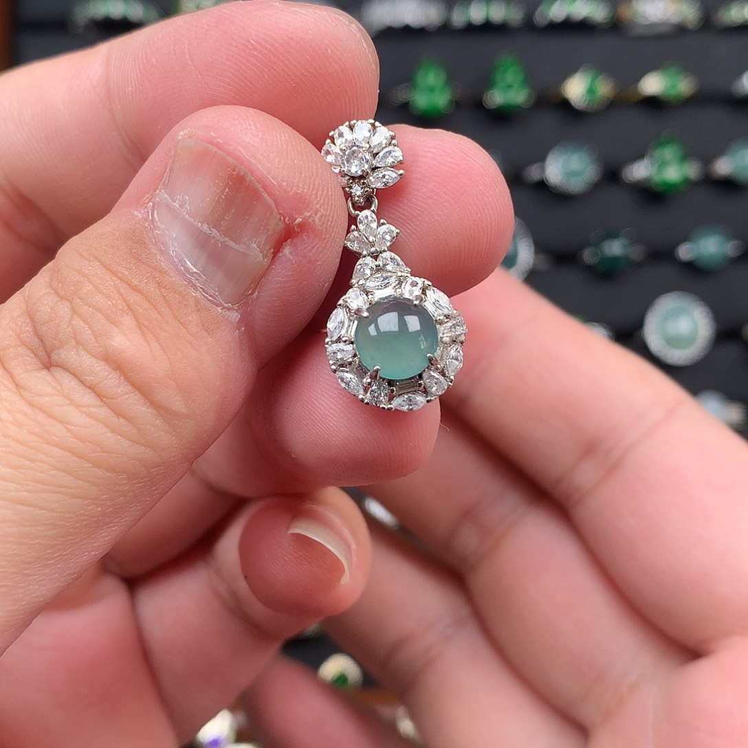 翡翠银S925镶嵌颈饰