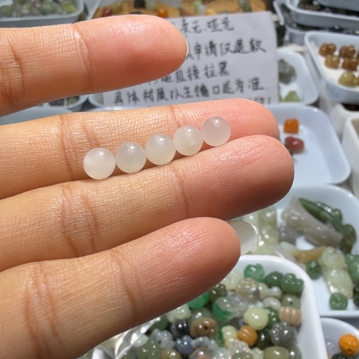 未镶嵌和田玉珠宝半成品卡六
