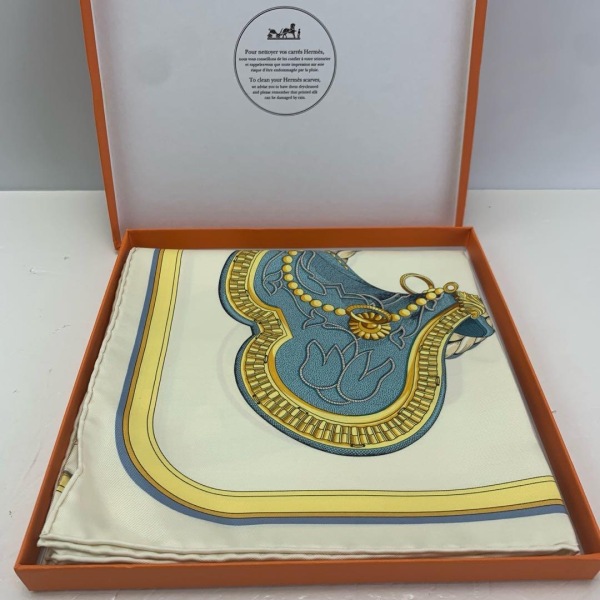 爱马仕/饰品/90*90/C10905424772
