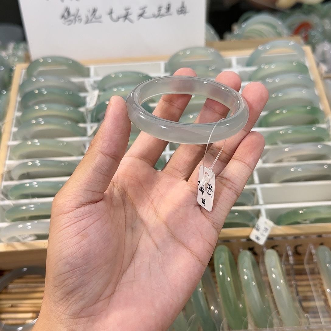 手镯玛瑙/玉髓未镶嵌圈口54.5