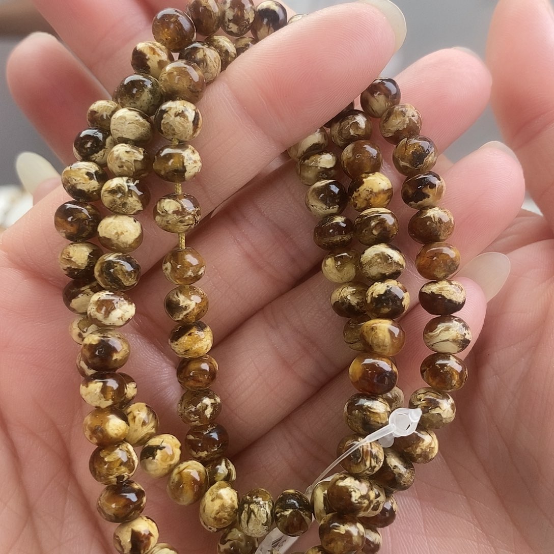 琥珀未镶嵌裸石琥珀6