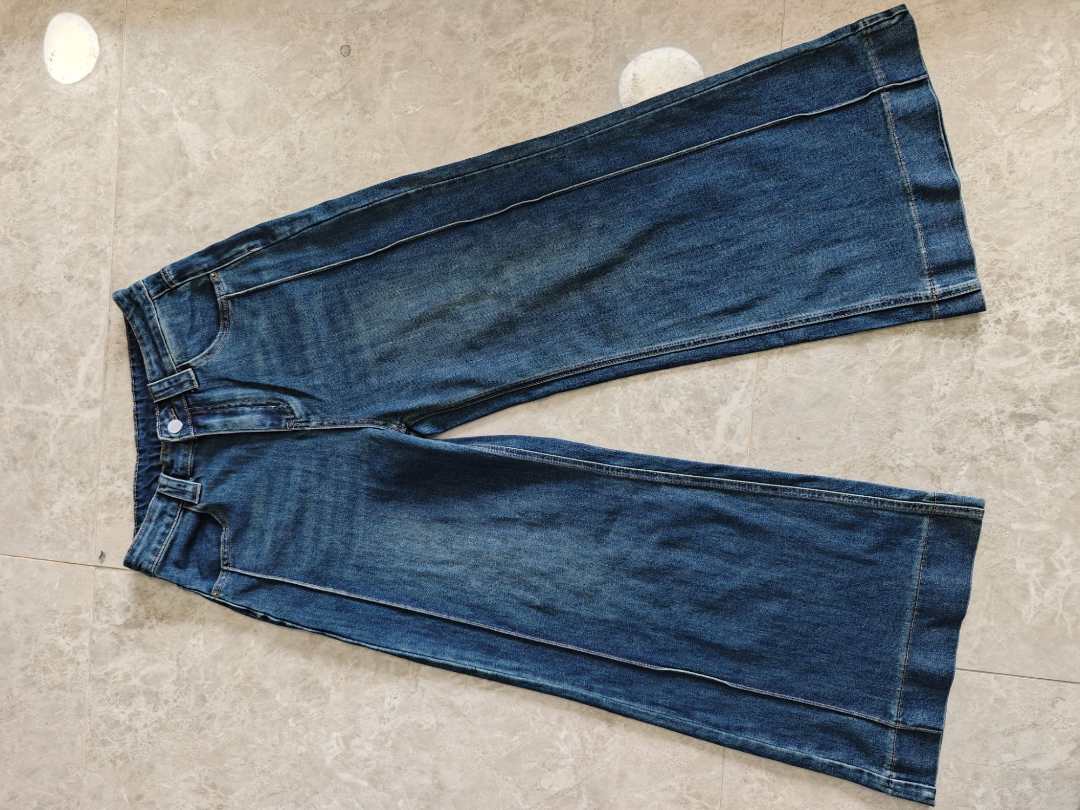 漂亮裙裤洗水刺绣牛仔裤