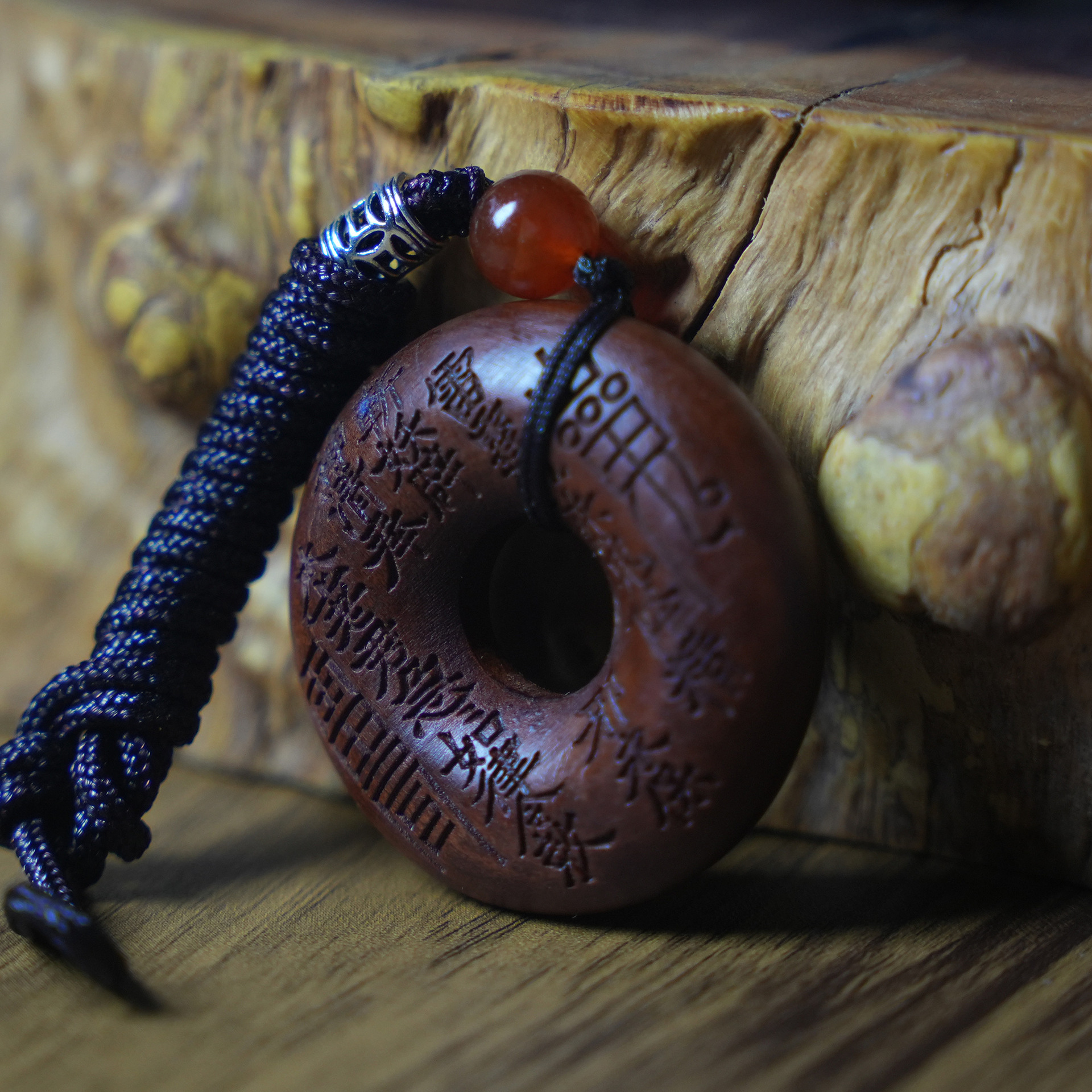 山鬼花钱枣木老料平安扣随身挂脖