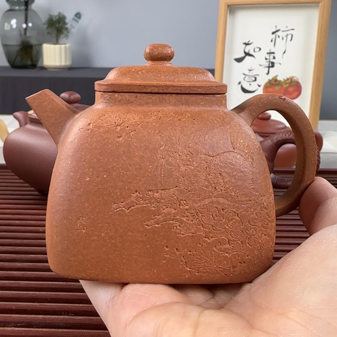 紫砂茶壶排****层微瑕坦然