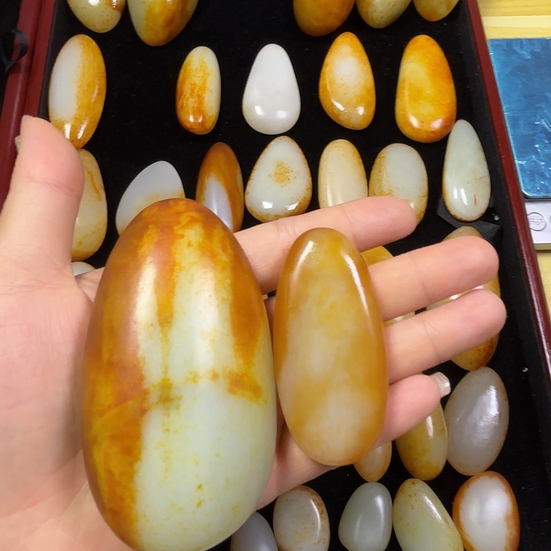 和田玉未镶嵌颈饰丧***S