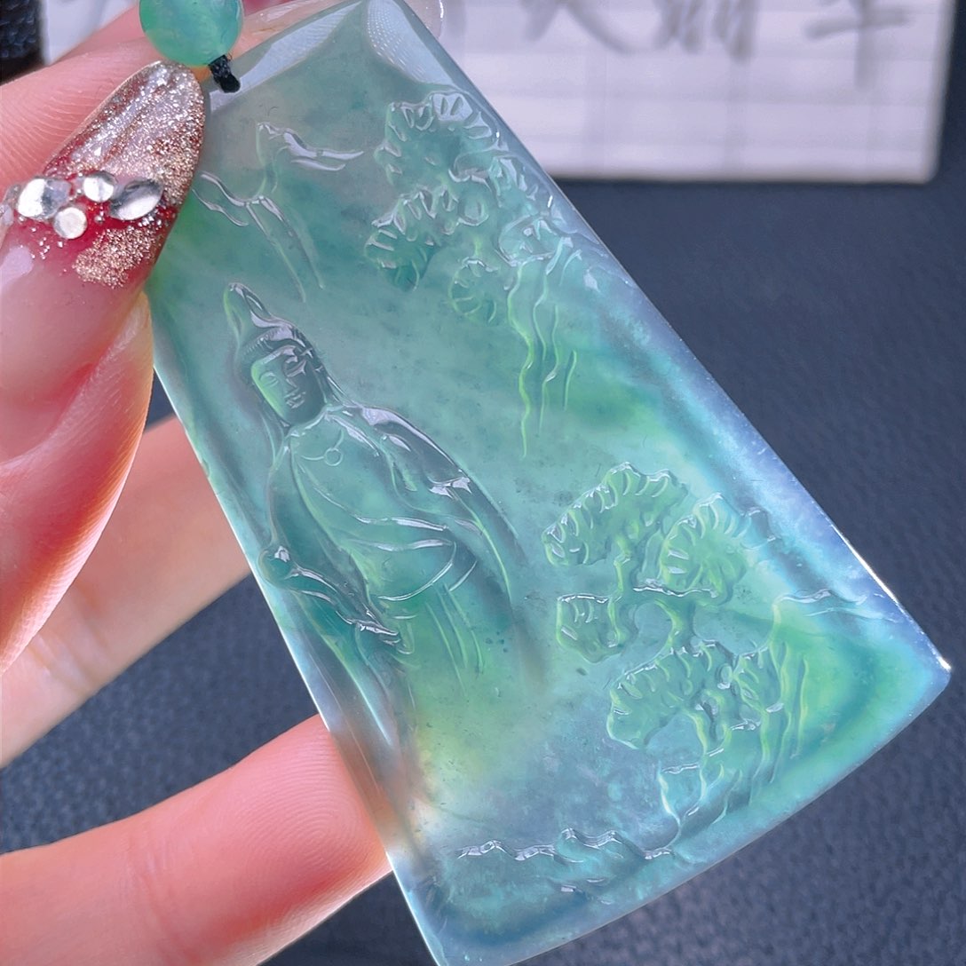 翡翠颈饰未镶嵌8888888888888