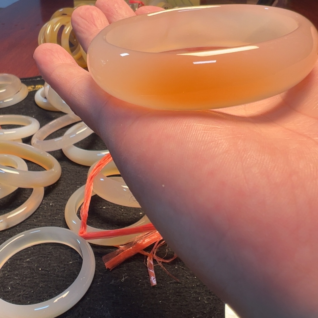 玛瑙/玉髓手镯未镶嵌