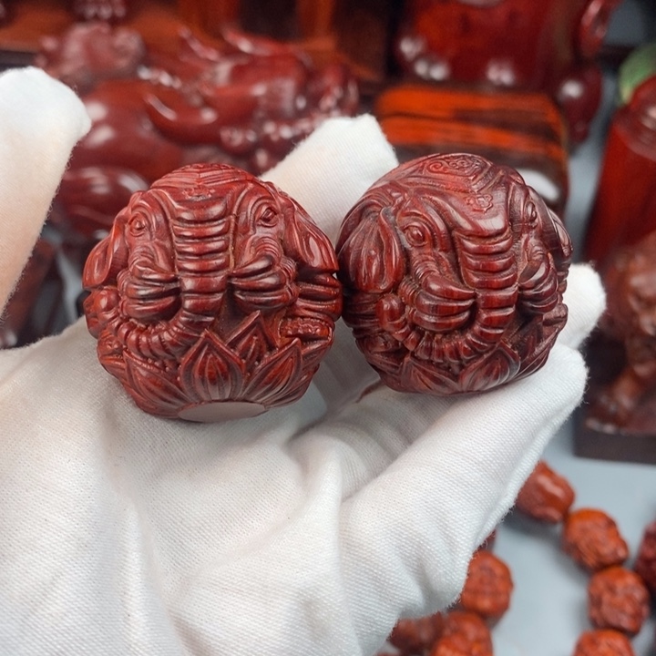 小叶紫檀其他（檀香紫檀）